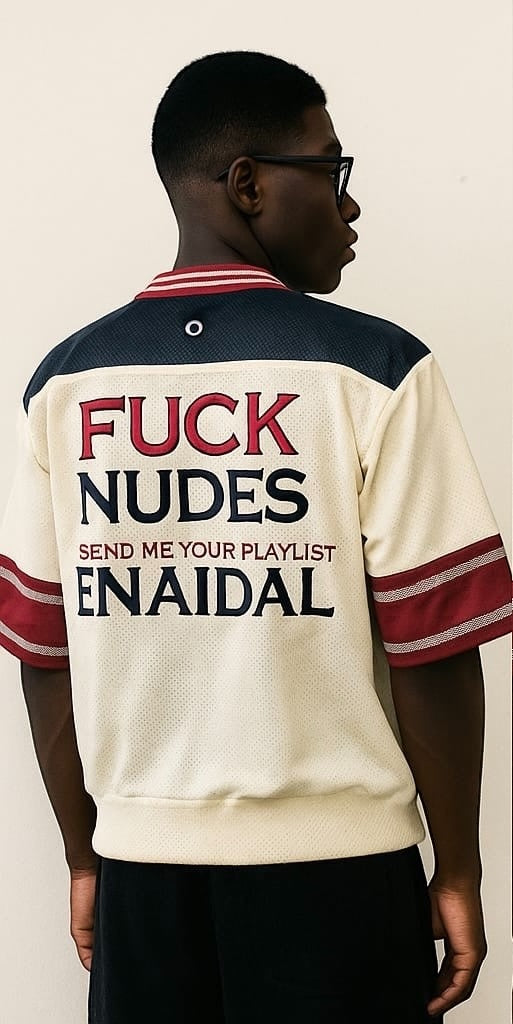 Camiseta Jersey Béisbol – “Send Me Your Playlist 🎧” (Edición Limitada)