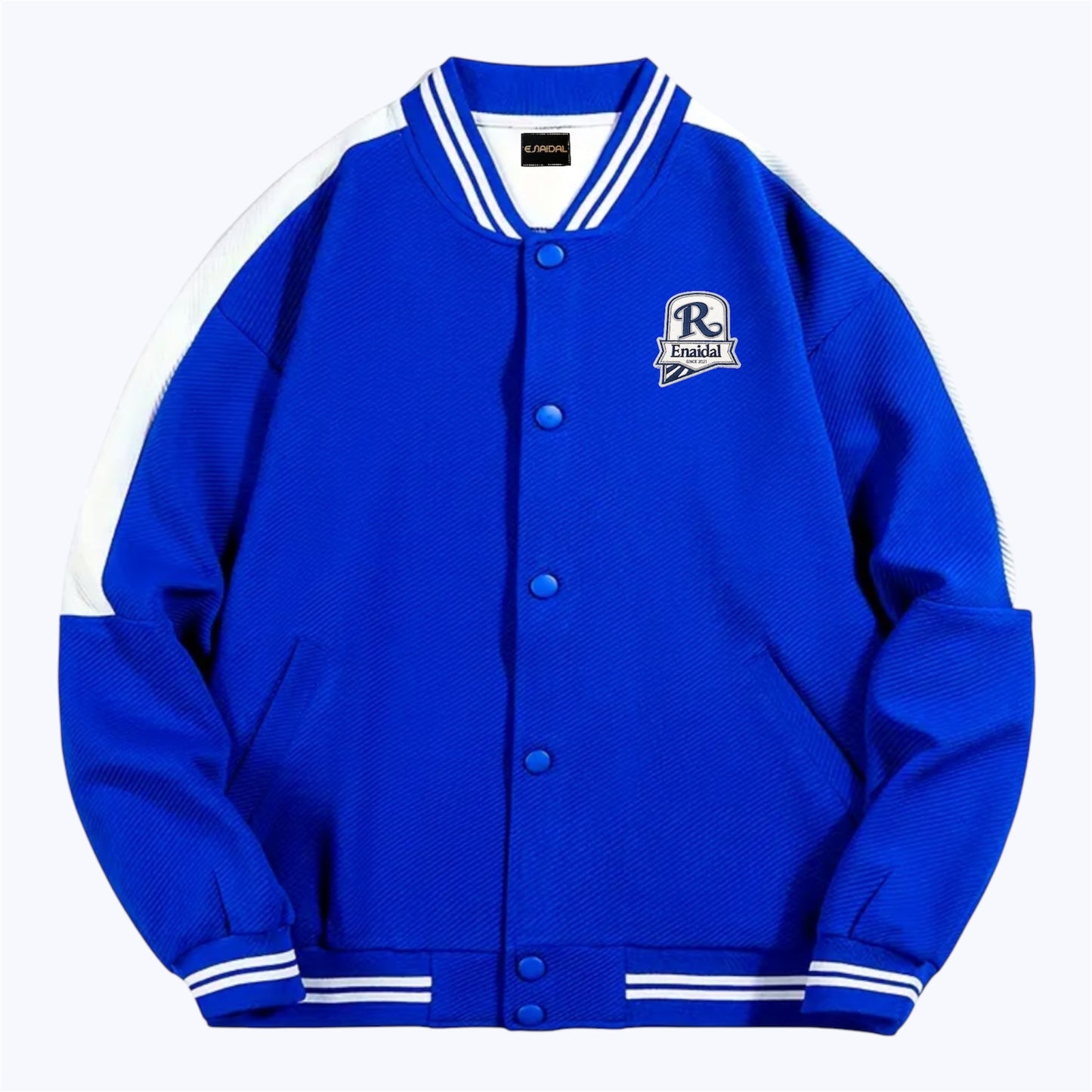 Chaqueta estilo varsity informal