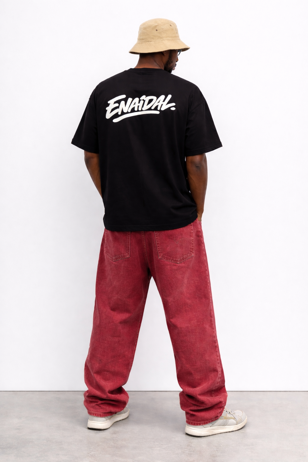 Camiseta Oversize con Detalle Trasero