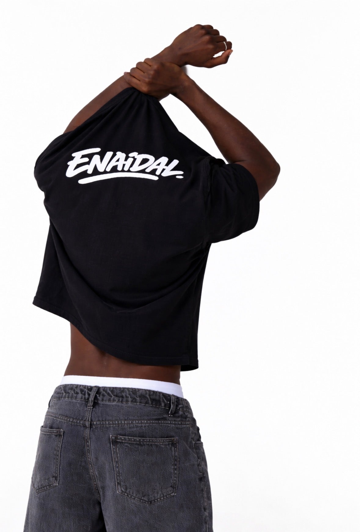 Camiseta Oversize con Detalle Trasero