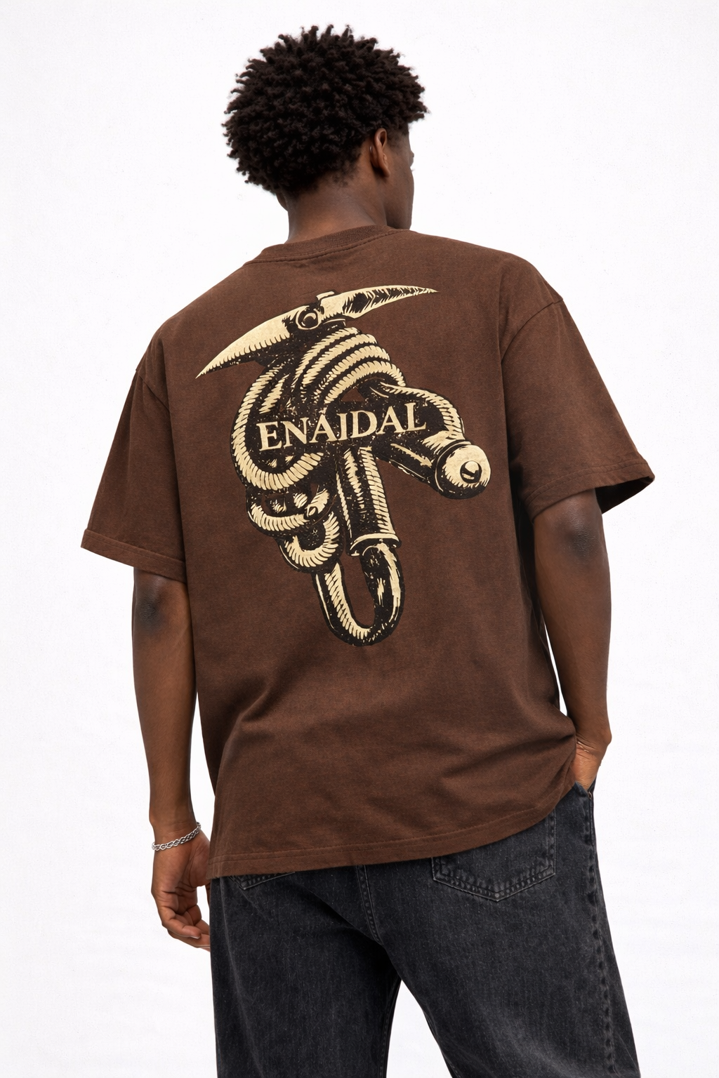 Camiseta oversize con estampado trasero