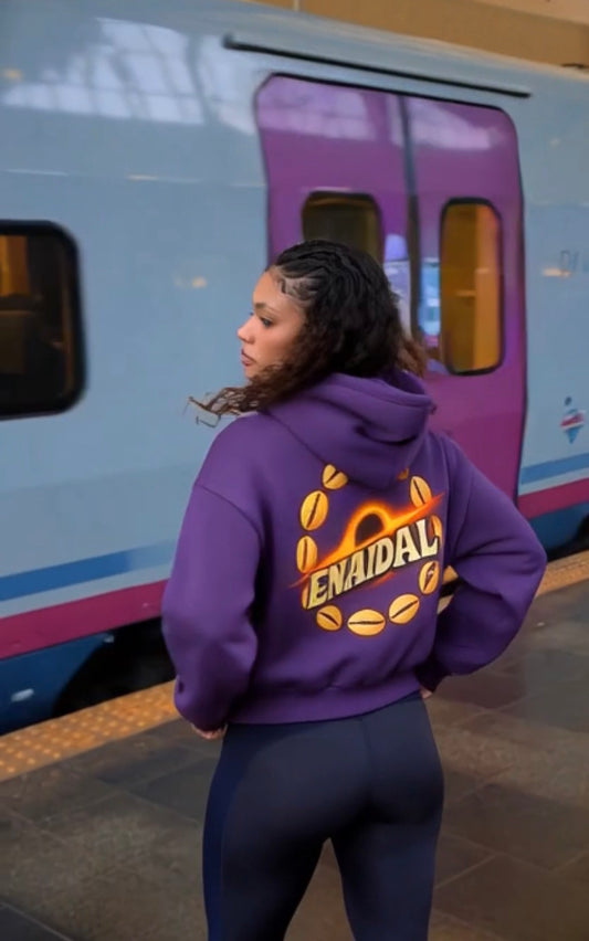 Hoodie Caury Leyenda Morada Oversized